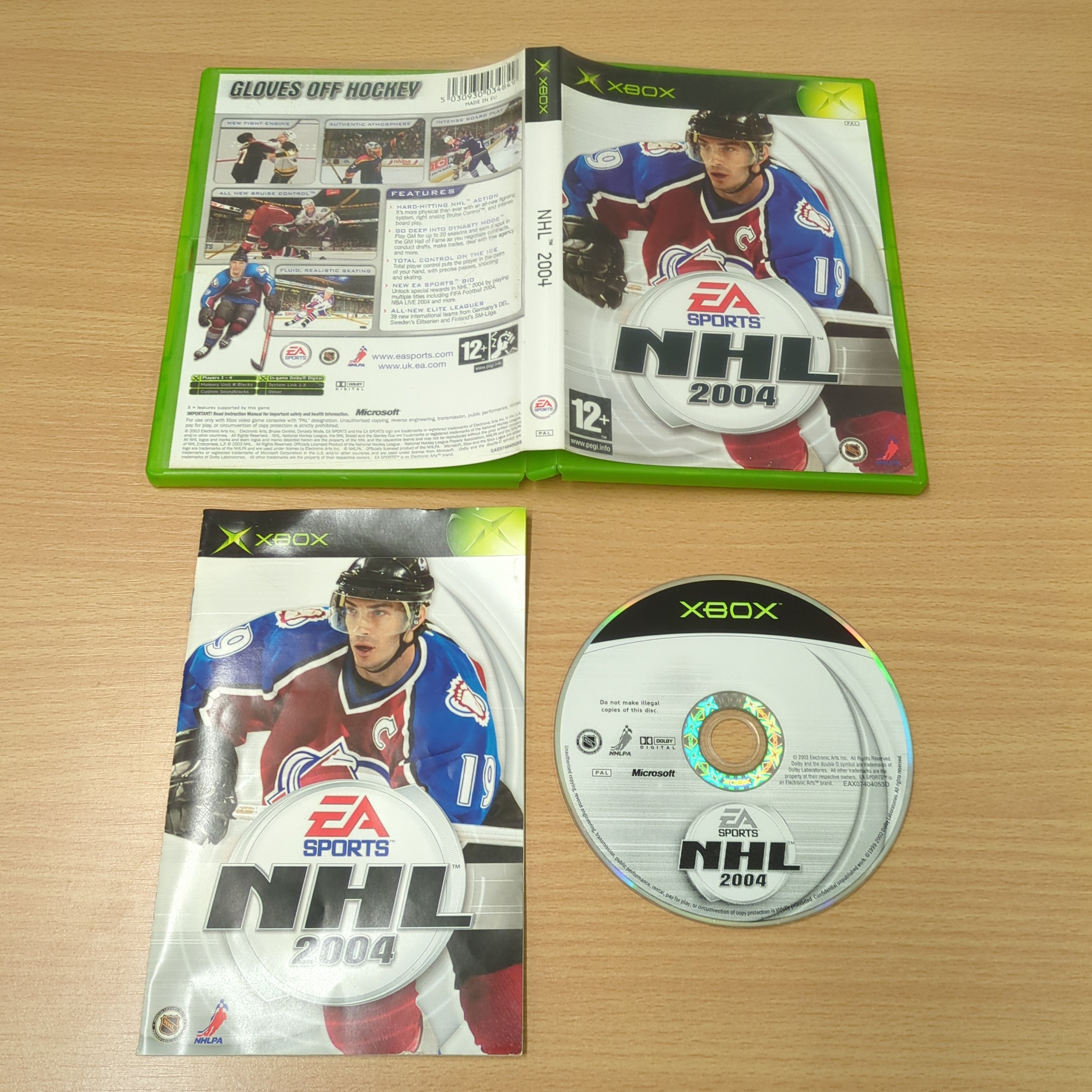 NHL 2004 (Alternate cover) original Xbox game NHL 2004 (Alternate cover) original Xbox game